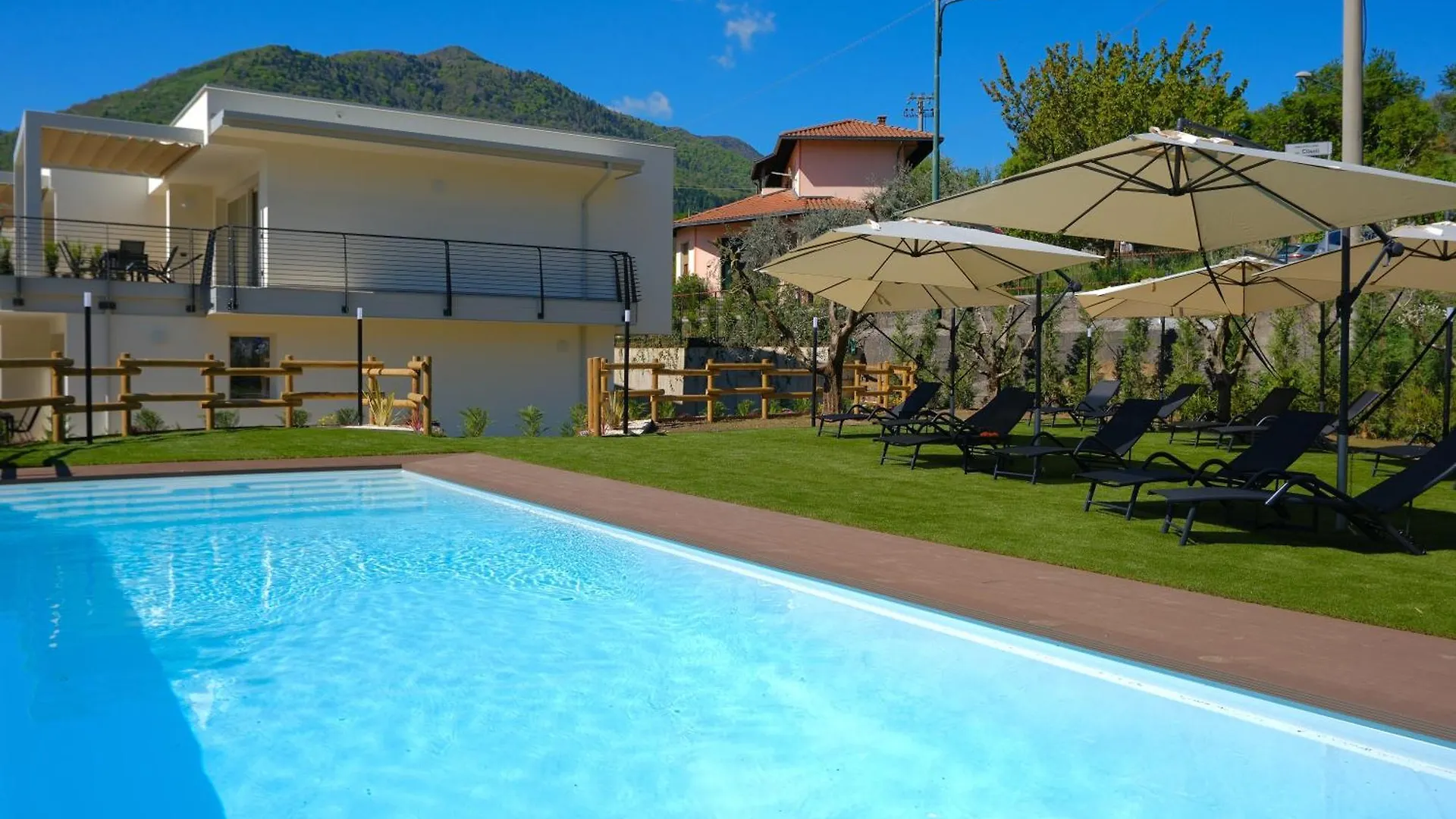 דירה ריבה די סולטו Costa Blu - Pool And Terrace Overlooking The Lake